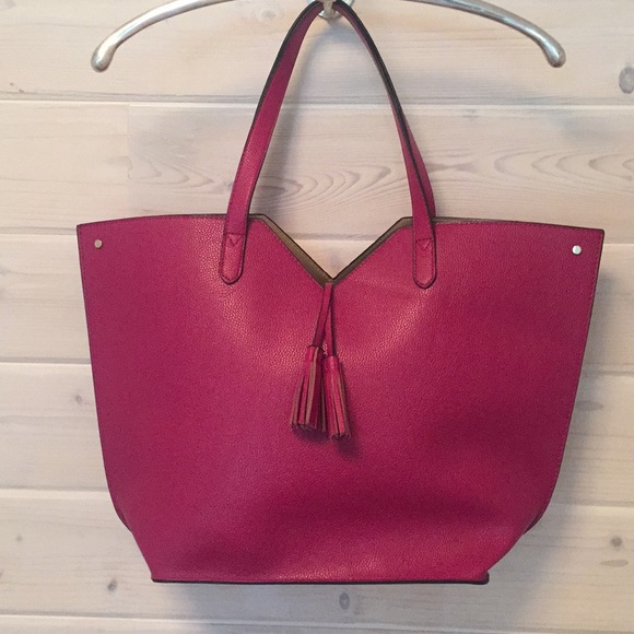 Nieman Marcus Handbags - Nieman Marcus Tote